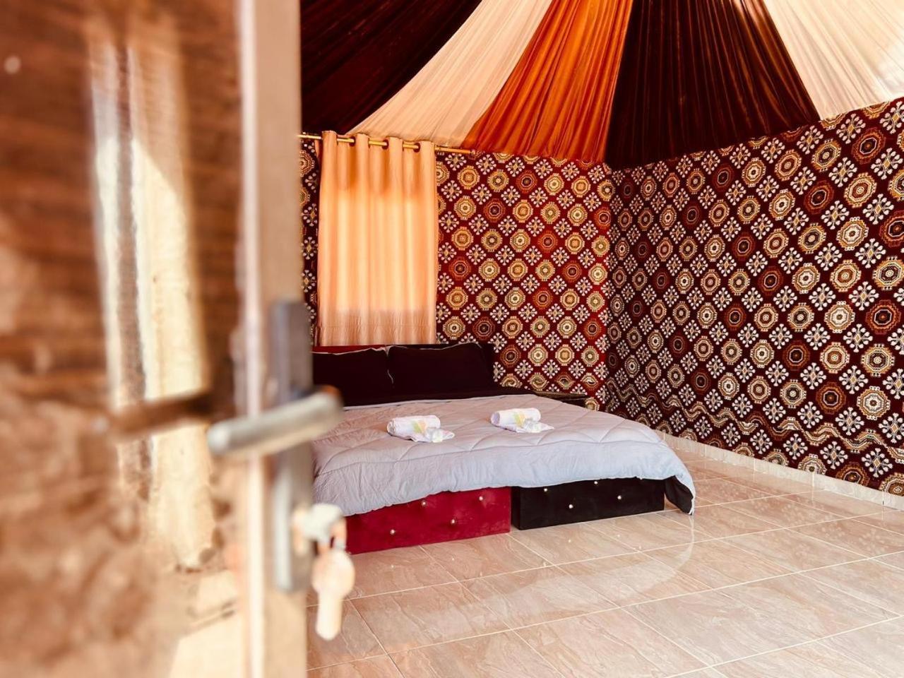 瓦迪拉姆 Salameh'S Bedouin Camp酒店 外观 照片